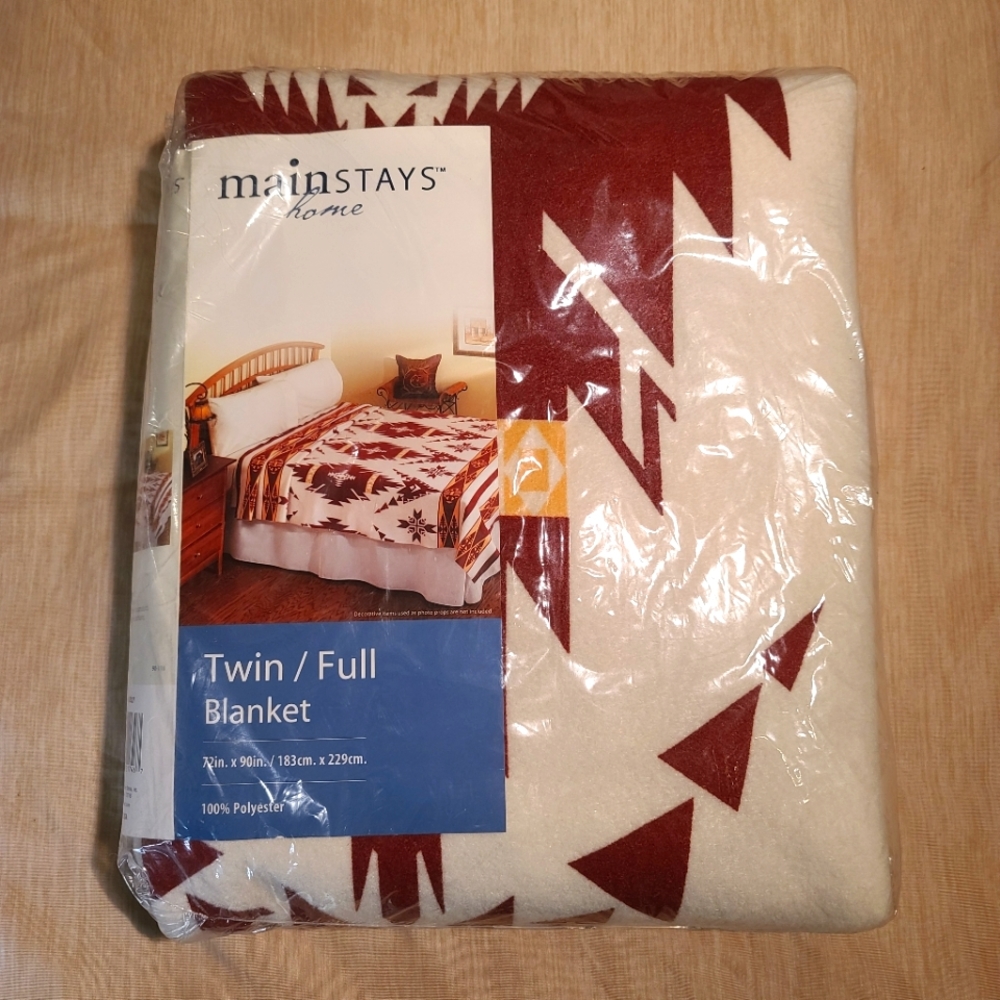 NWT Mainstays Home Twin/ Full Western Aztec Print Blanket 72in x 90in